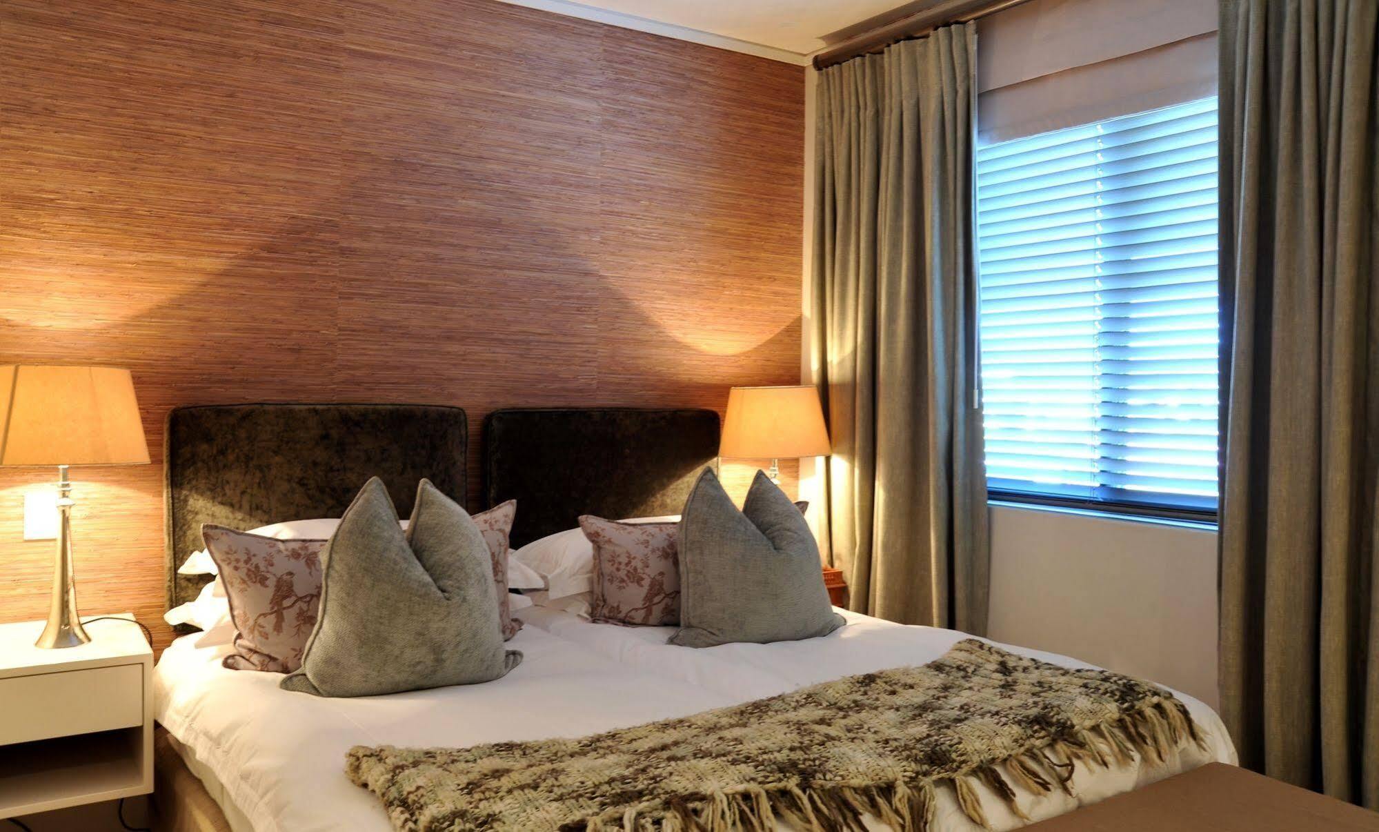 Aha The Rex Hotel Knysna Exterior foto
