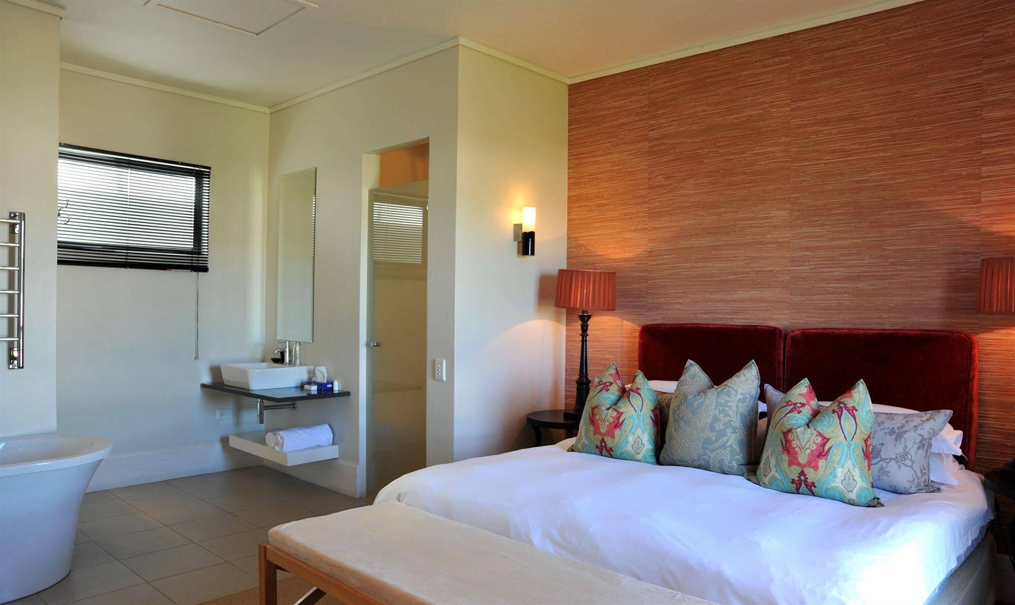 Aha The Rex Hotel Knysna Exterior foto